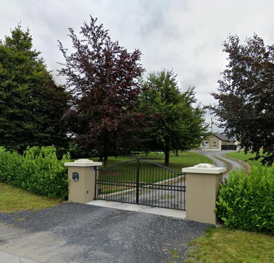 Horseleap Bnb Moate Exteriör bild